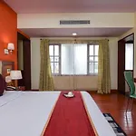 Golden Metro Hotel