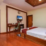 Golden Metro Hotel
