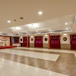 Crystal Castle Hotel