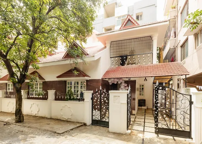 Cozy 4Bhk Villa