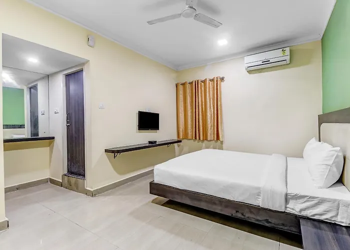 Collection O Vijaya Lakshmi Residency