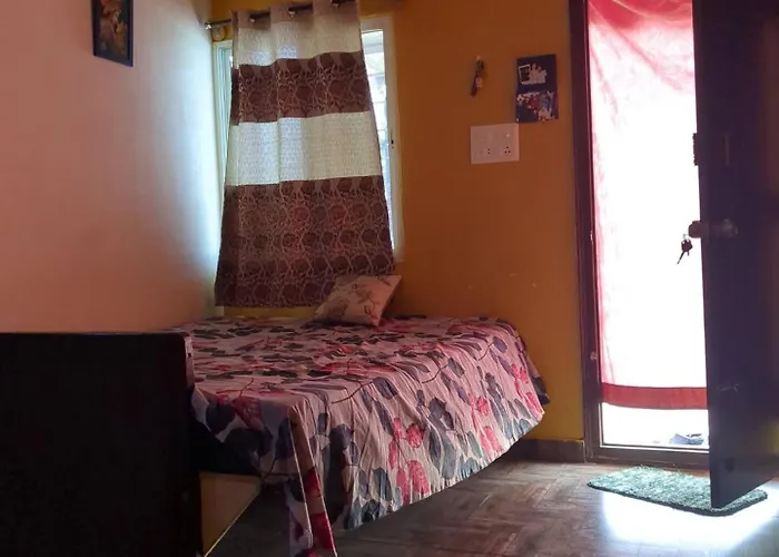 Hostel Nest Stay