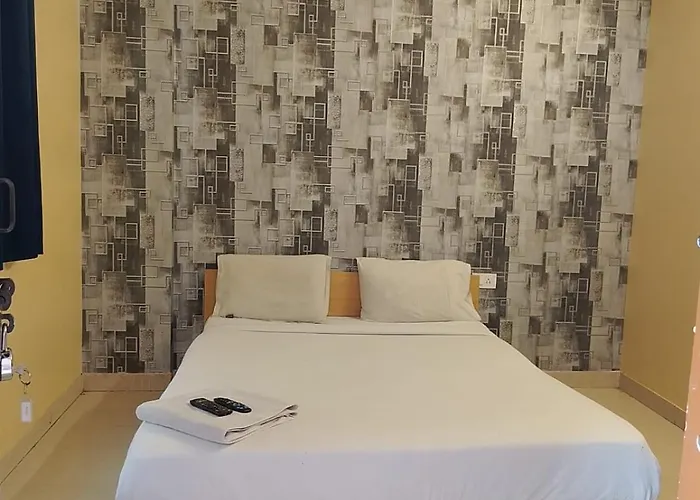 Hotel Pallavi Grand