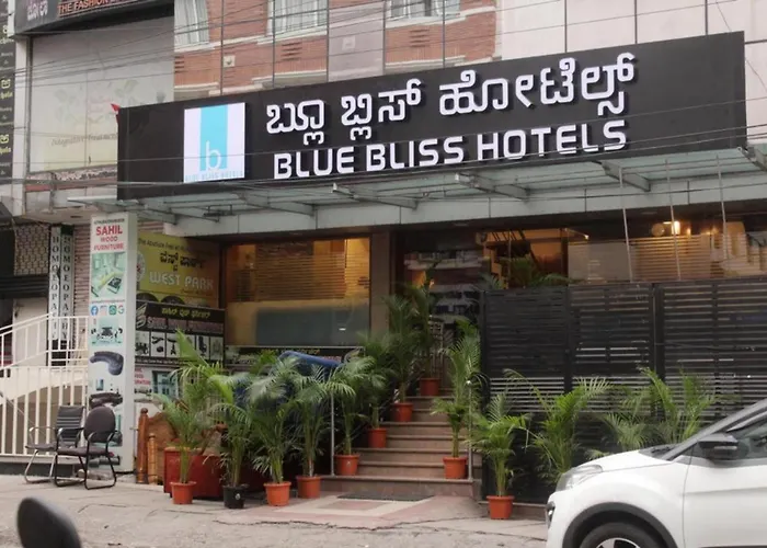 Blue Bliss Hotels By Pph Living Infantry Road