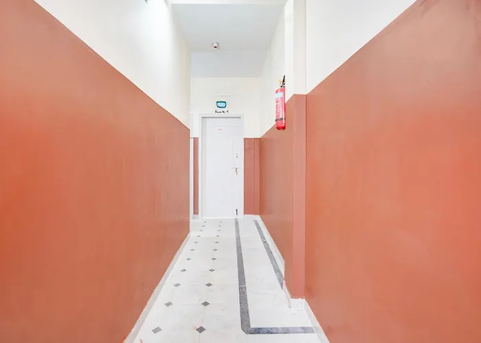 Hotel O G C Residency
