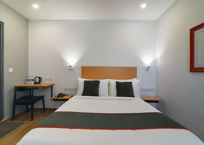 Super Townhouse Spruce Hotels Bellandur