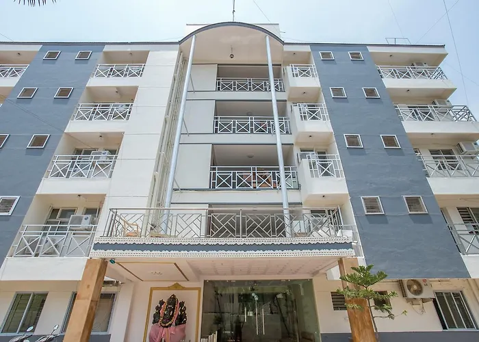 Oyo 12525 Hotel Pmr