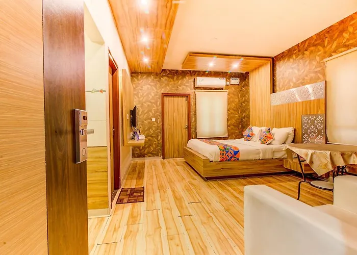 Fabhotel Grand Savoury Suites Frazer Town