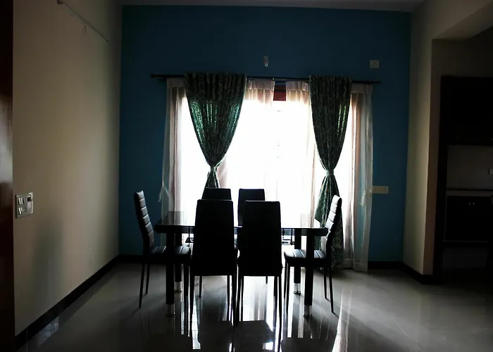 Oyo Apartments Mg Road Manipal Center