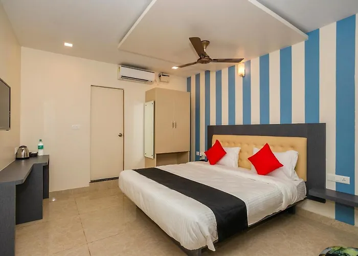 Collection O 30599 Hotel Blue Spring