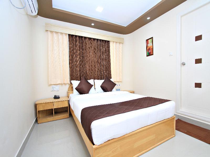 Bluemoon Comforts Hotel Bangalore