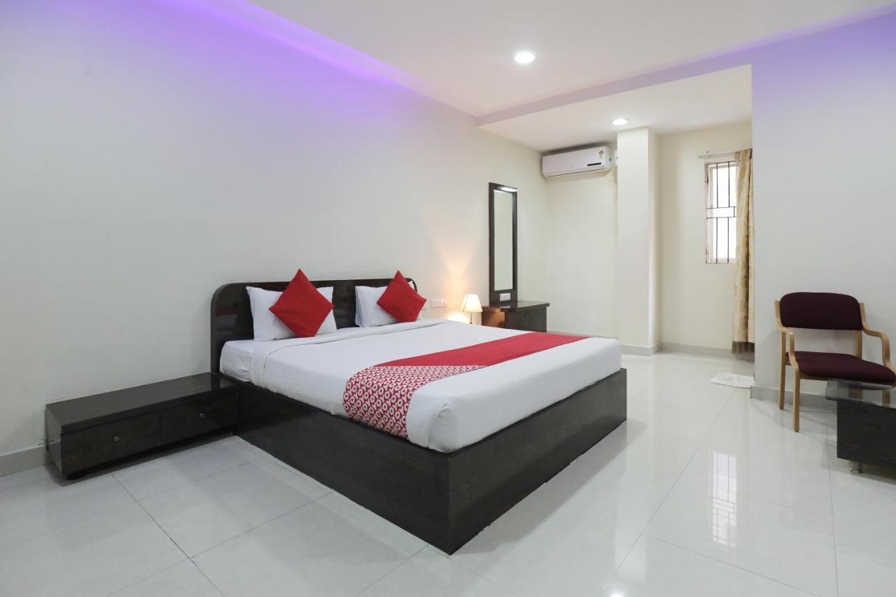 Oyo Flagship 15444 Manasa Electronic City