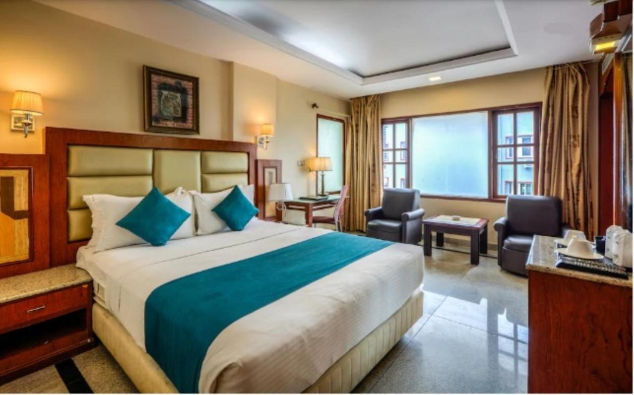 Golden Metro Hotel 3*