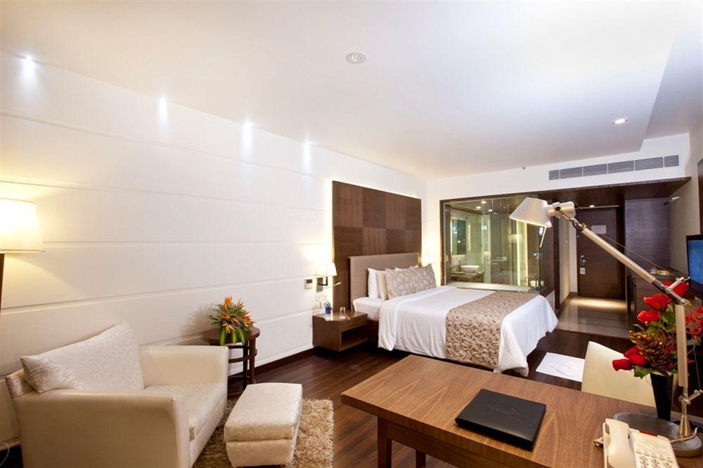 Hotel Goldfinch 4*