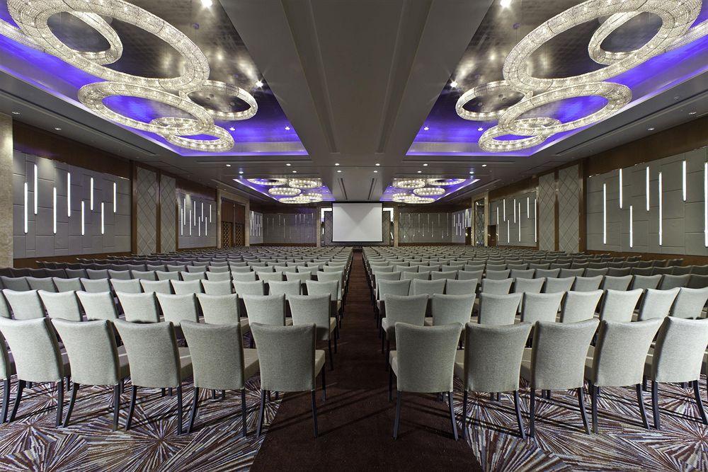 Sheraton Grand At Brigade Gateway Hotel Bangalore