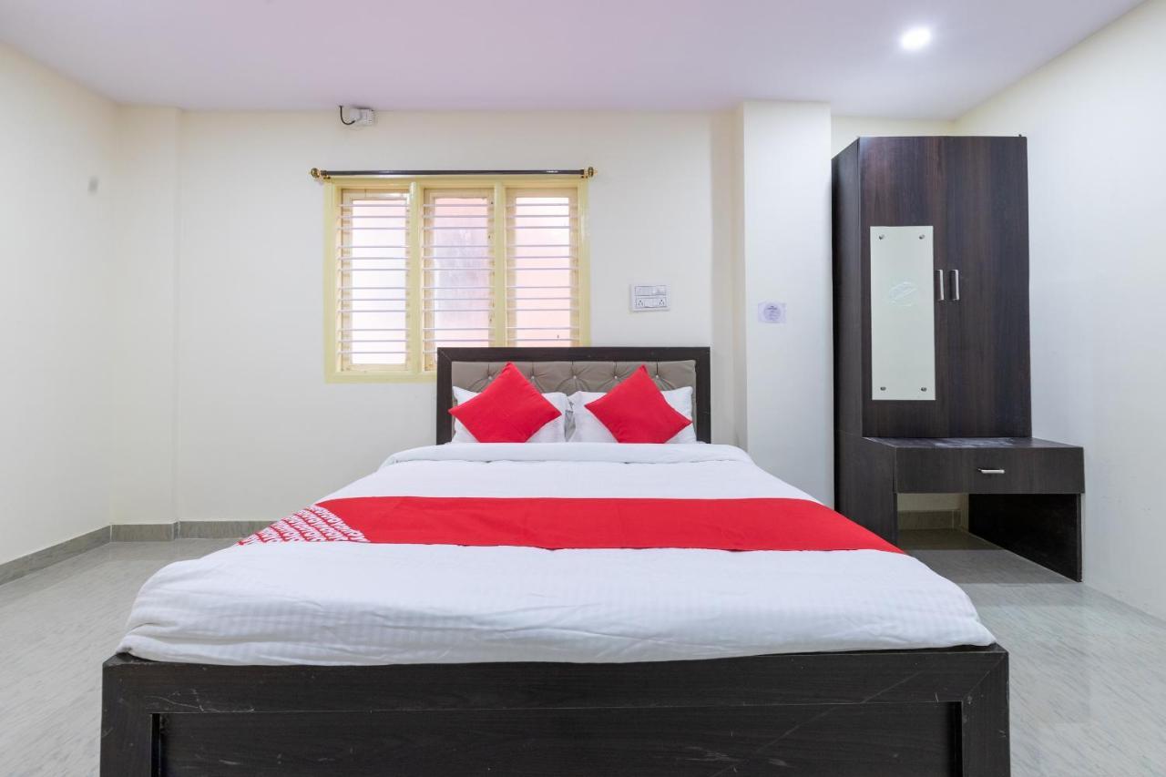 Oyo 45125 Banashankari Comforts Hotel 3*