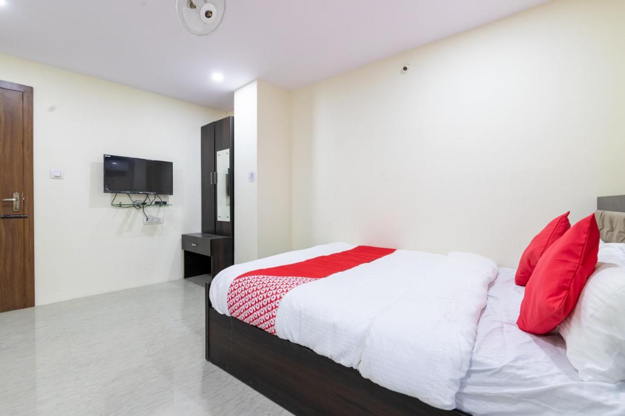 Hotel Oyo 45125 Banashankari Comforts 3*