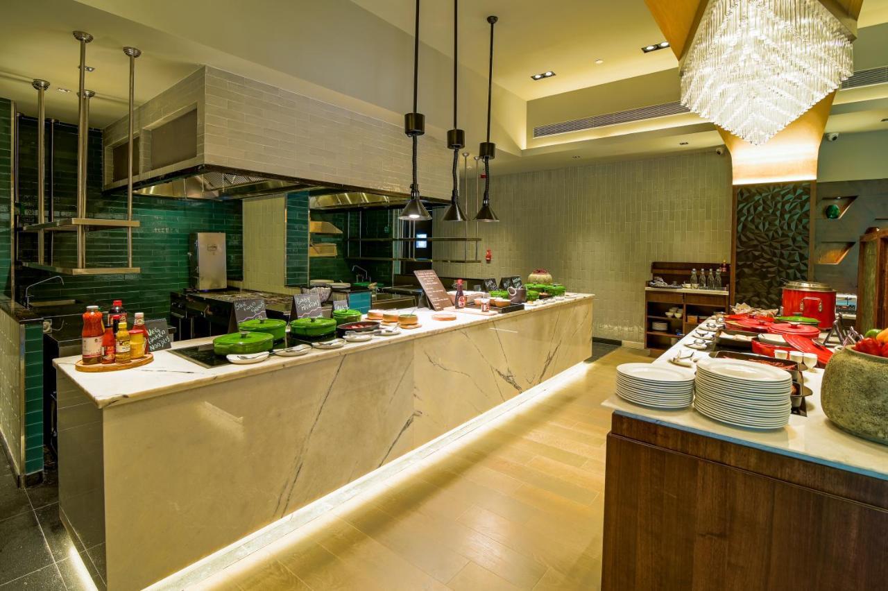 Hotel Vivanta Residency Road