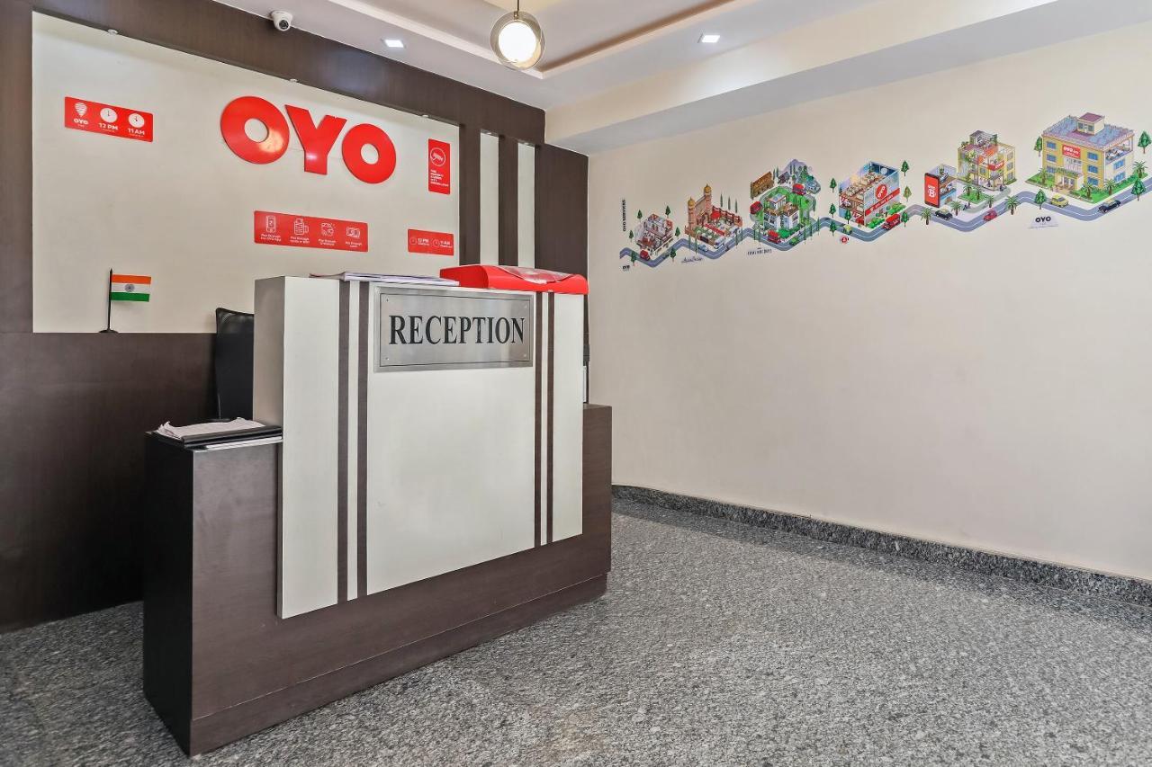 Hotel Oyo 10525 Varcity Abra Madiwala