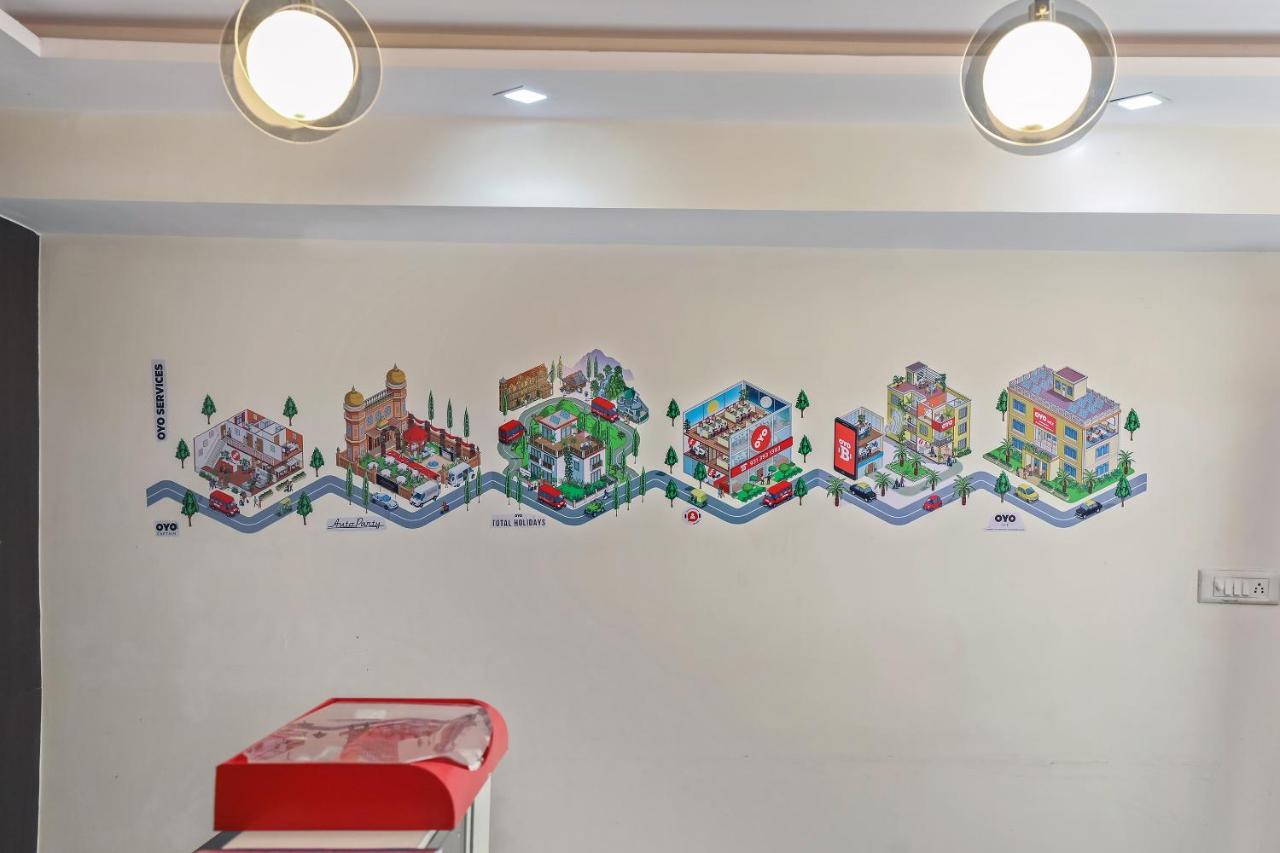 Hotel Oyo 10525 Varcity Abra Madiwala