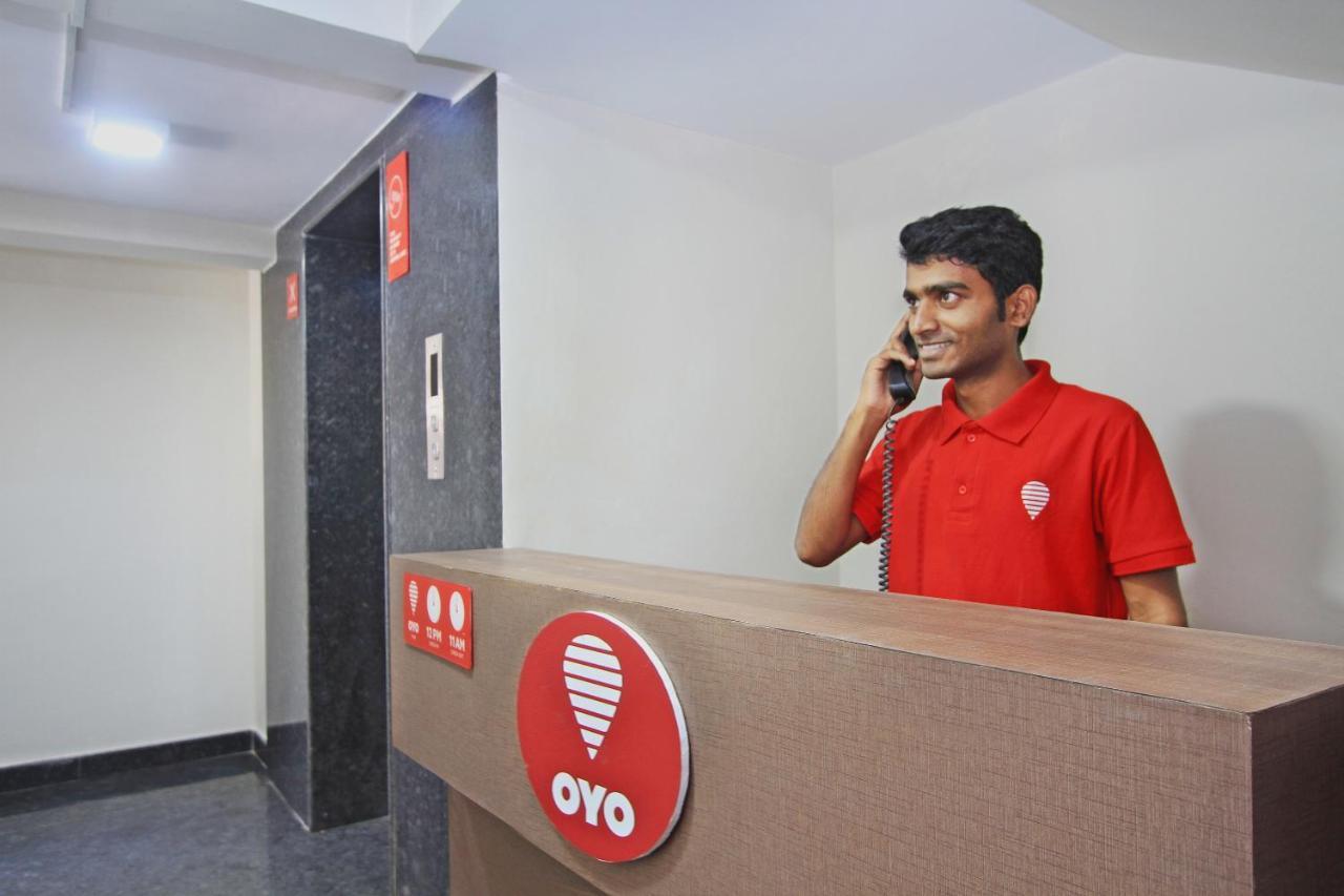 Hotel Vaccinated Staff - Oyo 10379 Varcity Sapphire Bangalore