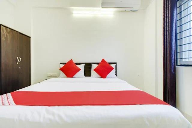 Hotel S M Residency 2*
