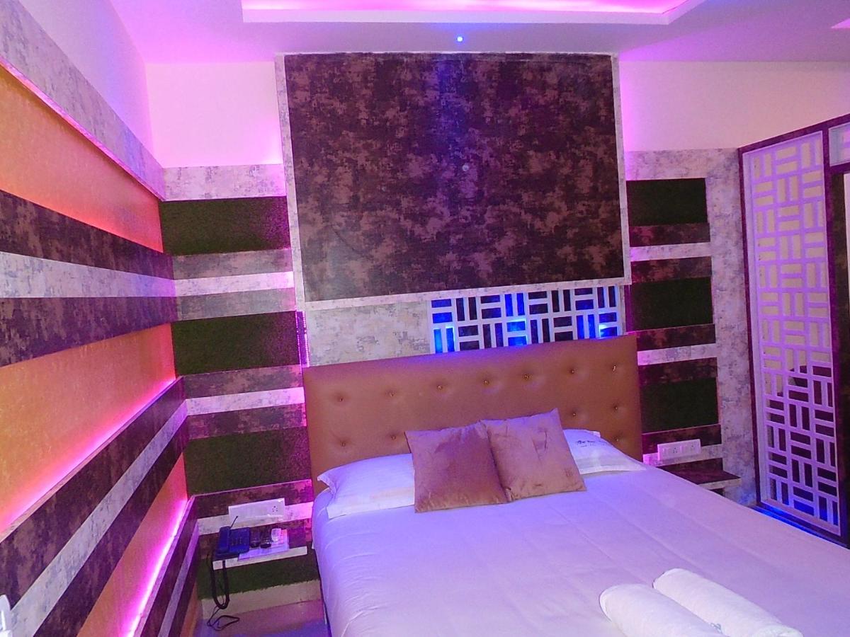 Royal Residency Hotel