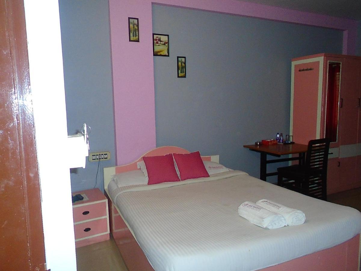 Royal Residency Hotel 2*
