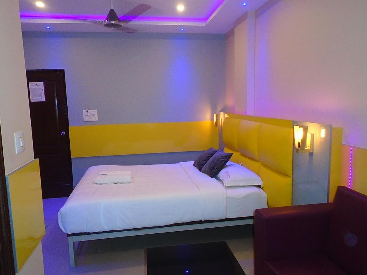 Royal Residency Hotel 2*