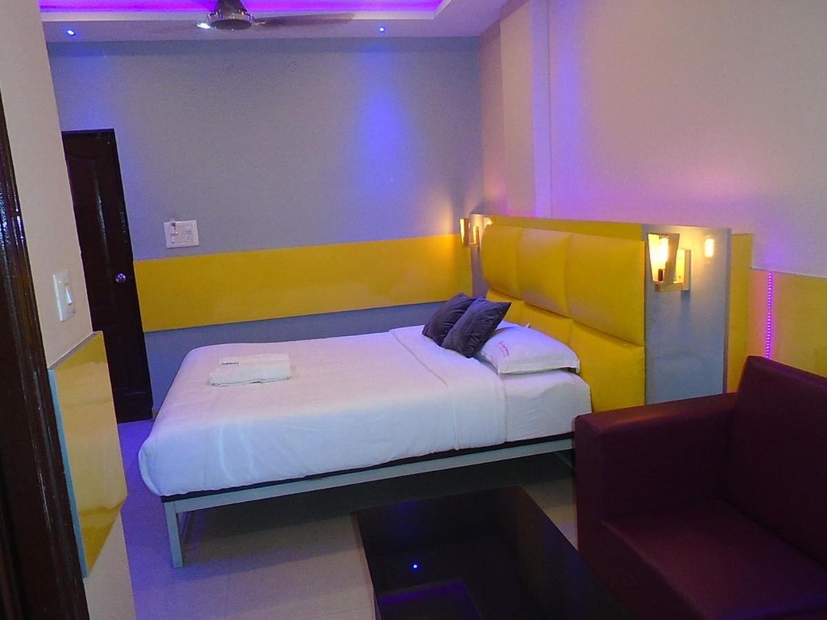 Royal Residency 2*