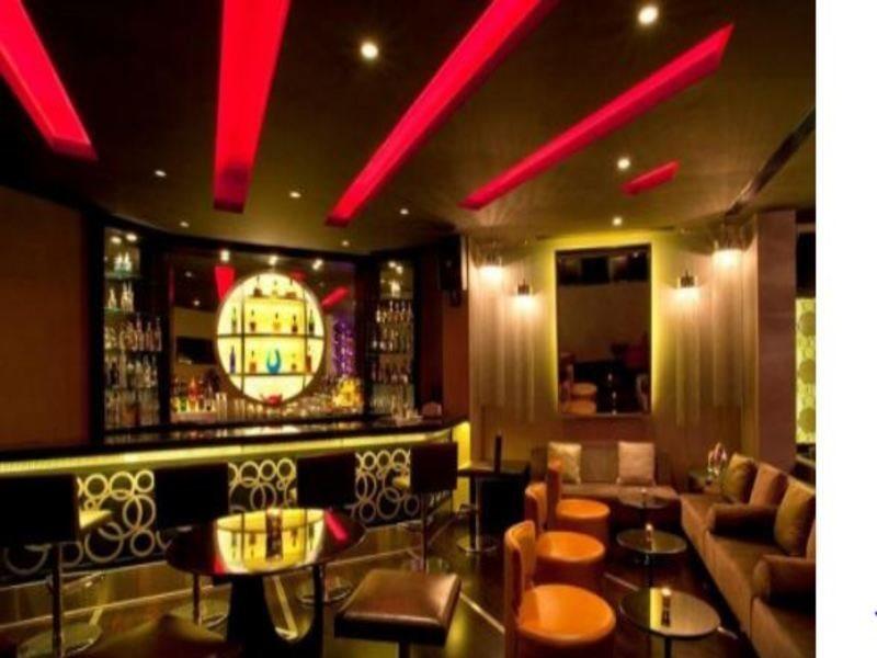 Vivanta Residency Road
