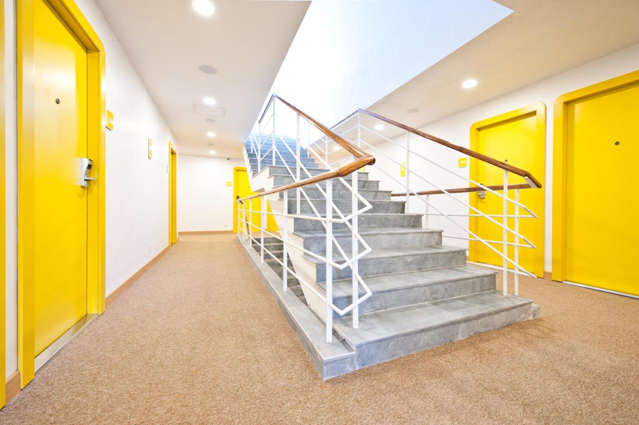 Hotel Bloomrooms @ Indiranagar Bangalore
