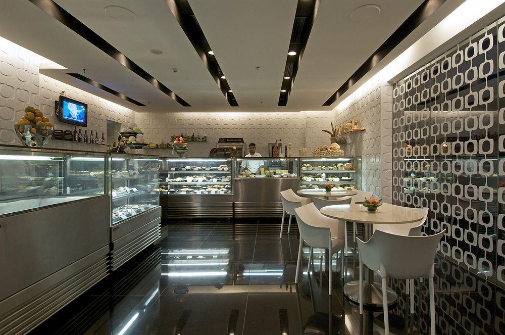 Vivanta Bengaluru, Whitefield 5*
