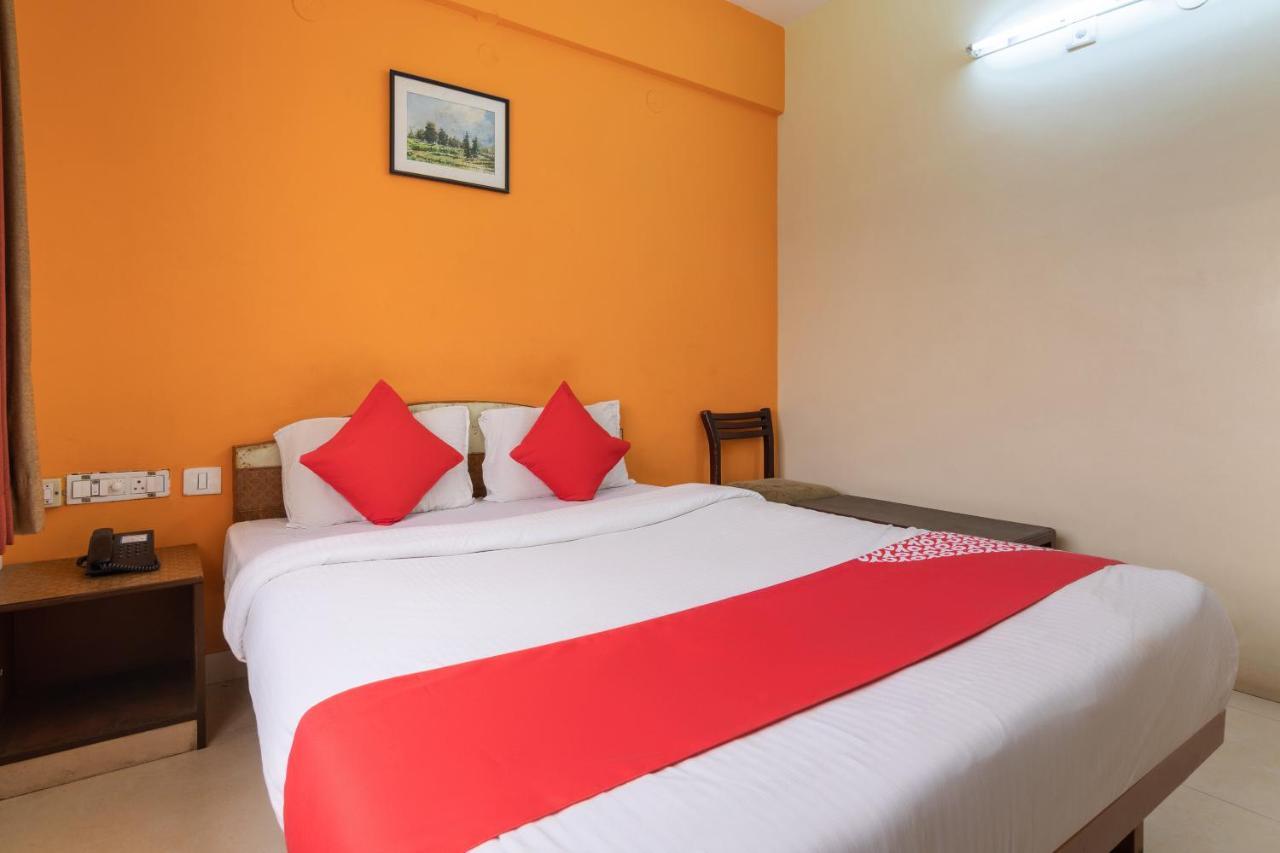 Oyo 10478 Raj Residency 3*