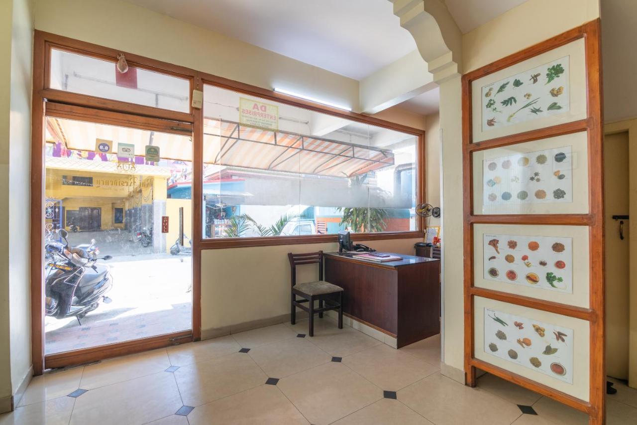 Oyo 10478 Raj Residency 3*