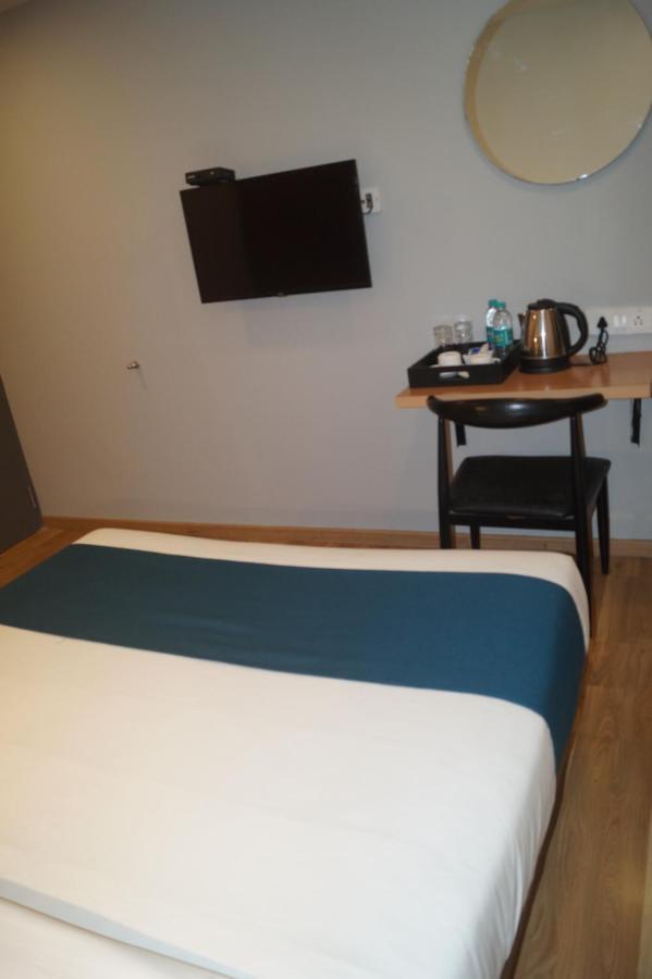 Omatra Alchemy Suites Hotel 3*