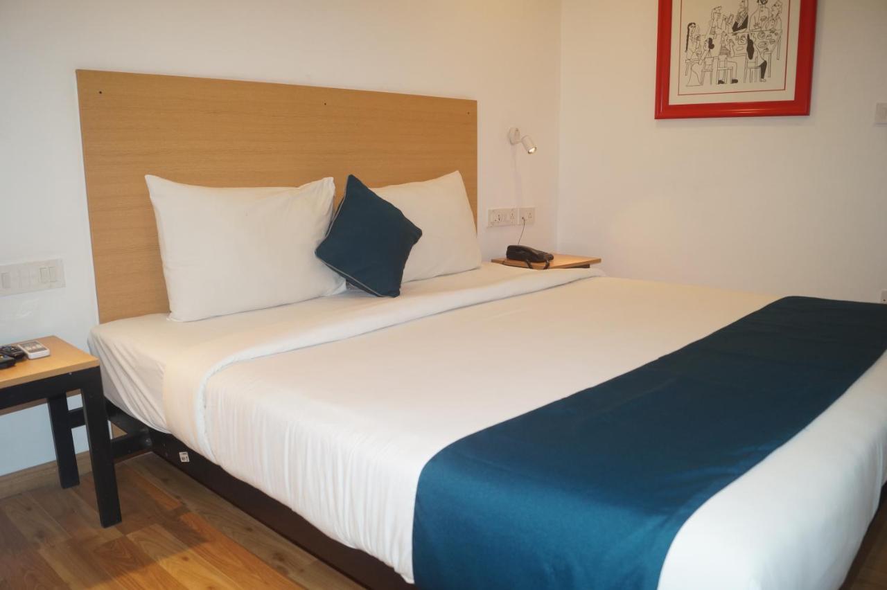 Hotel Omatra Alchemy Suites Bangalore
