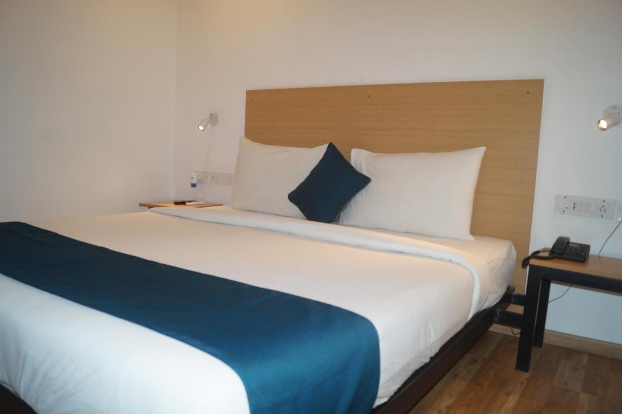 Omatra Alchemy Suites 3* Bangalore