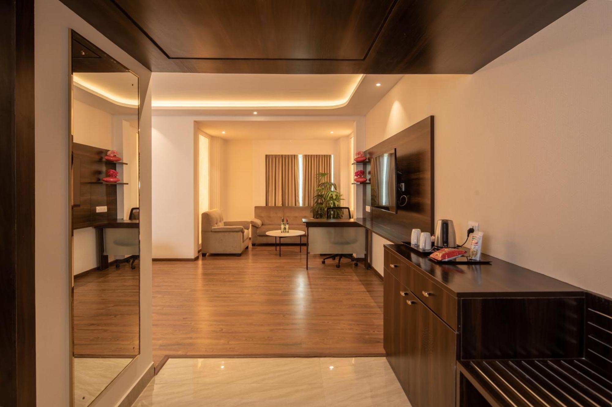 Goldfinch 4* Bangalore
