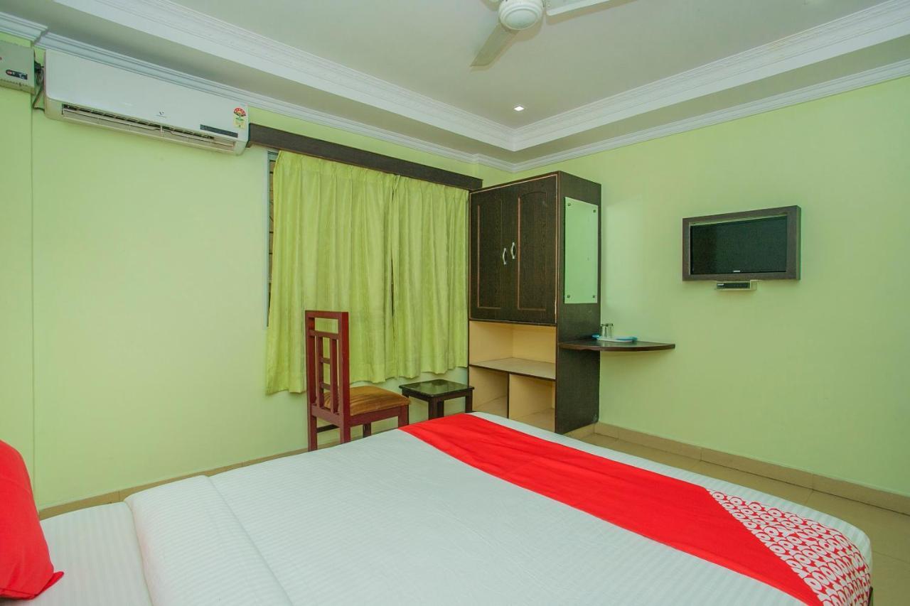 Hotel Oyo 25121 Bns 3*