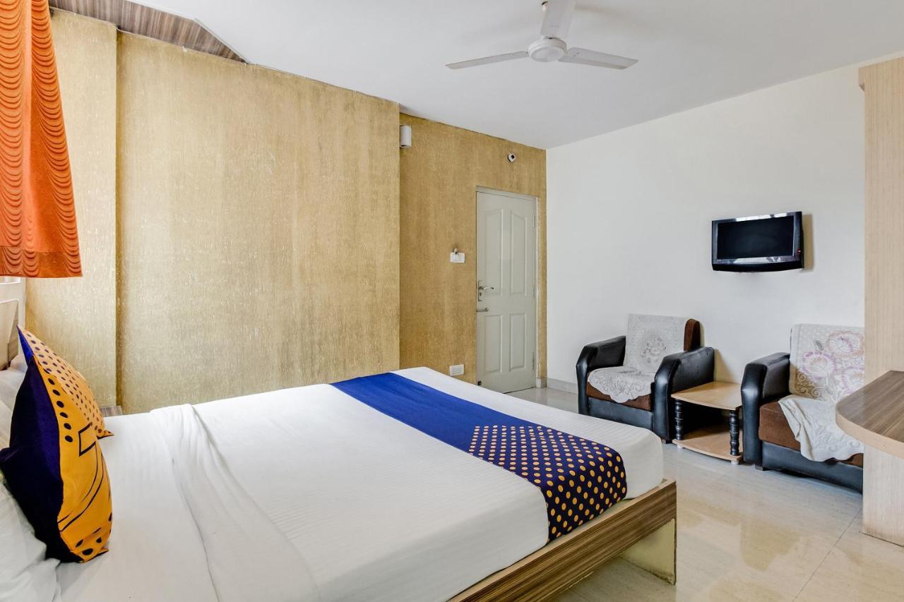 Oyo 74173 Shree Ganesh Regency Hotel