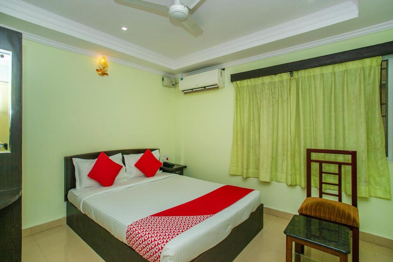 Oyo 25121 Bns Hotel 3*