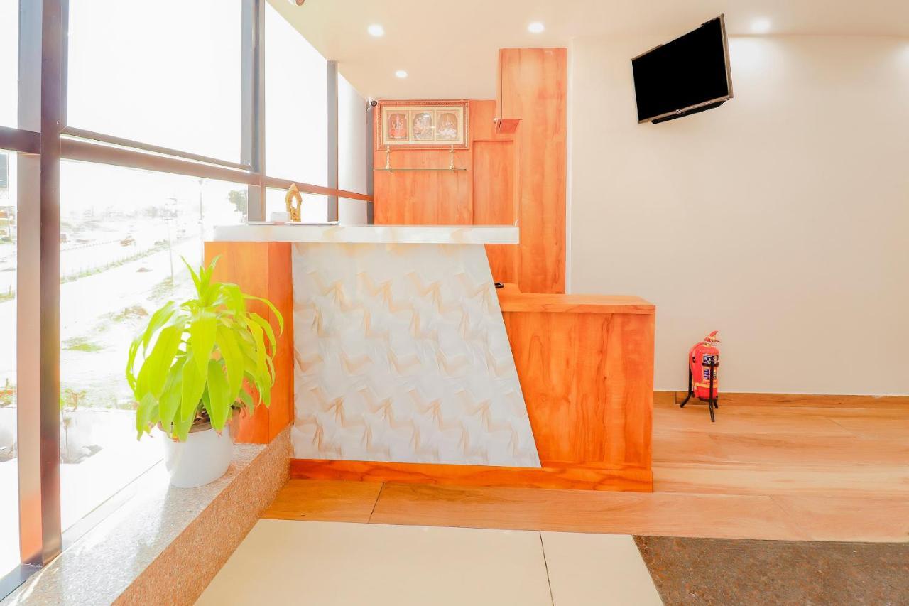 Hotel Capital O 79412 Aishwarya Inn 3*