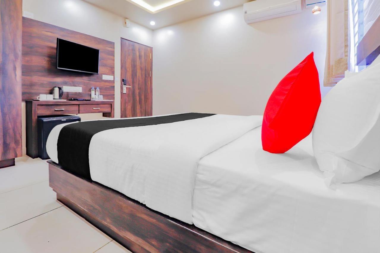 Capital O 79412 Aishwarya Inn 3* Bangalore