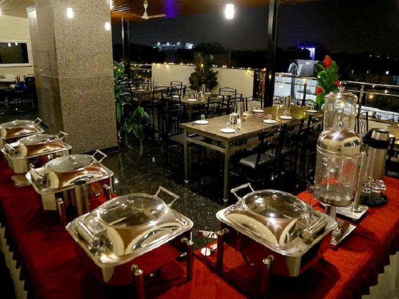 U.t.elegance Hotel
