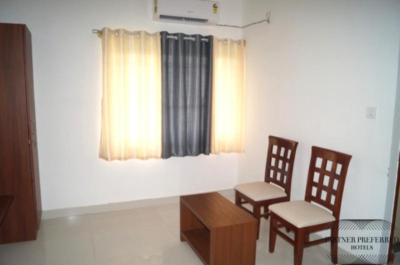 Love hotel Pph Living Bsk Deluxe Bangalore