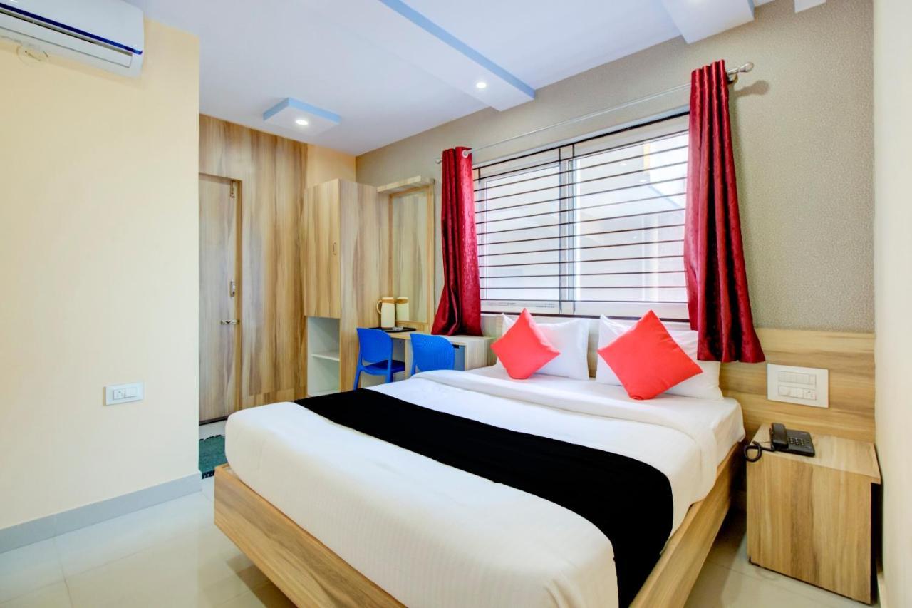Hotel Collection O Rk Grand