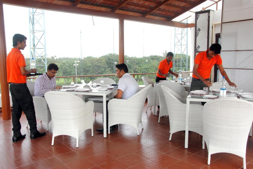 Mak Hotel