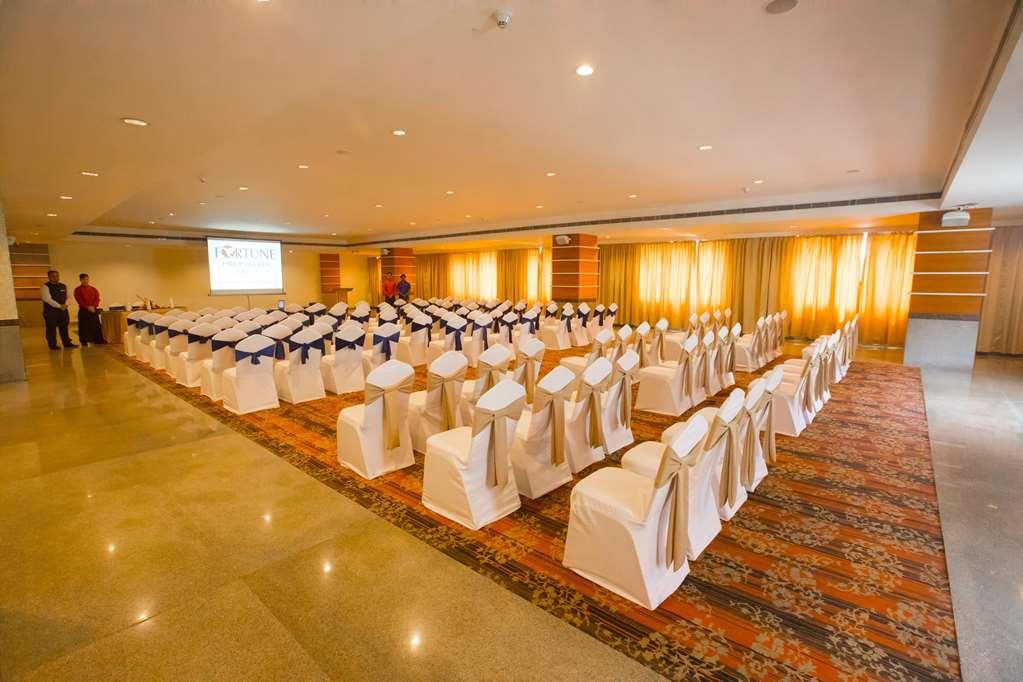Fortune Park Jp Celestial, - Member Itc Hotels' Group 4*