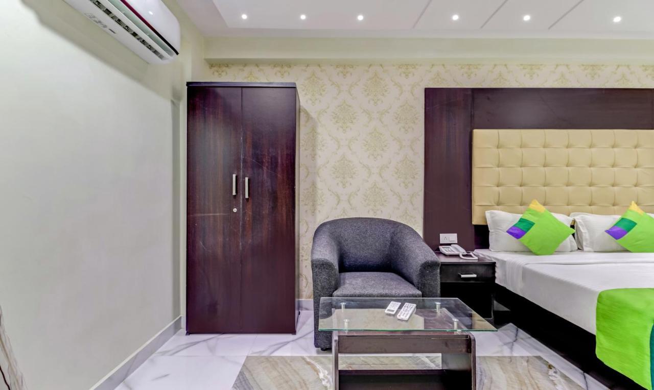Treebo Trend Emora And Suites Domlur Hotel 3*